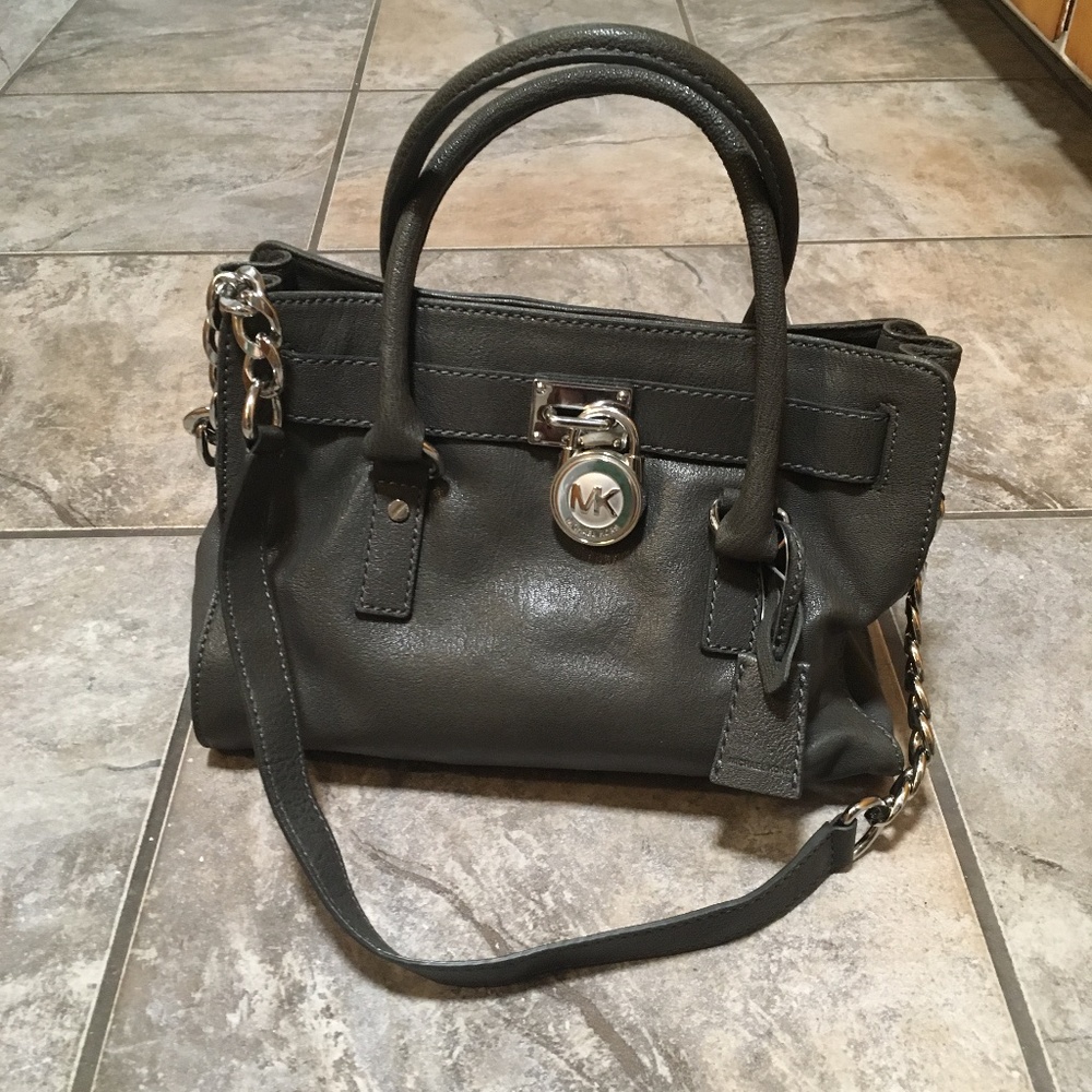 Brand New! Michael Kors Leather Satchel Purse Grey w/ Silver Chain Detail